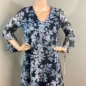 Calvin Klein, Sundress above knee, bell sleeves Size 4